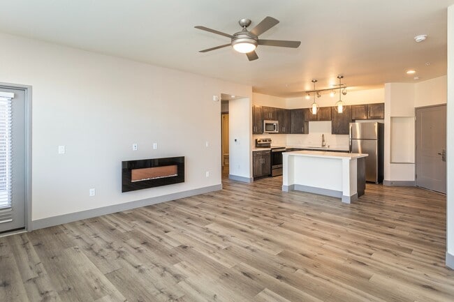 Building Photo - Eldorado Springs Rental