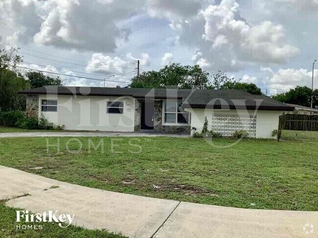 Building Photo - 2930 NW 184th St Rental
