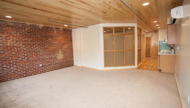 Photo - 80 W Water St Unit 202