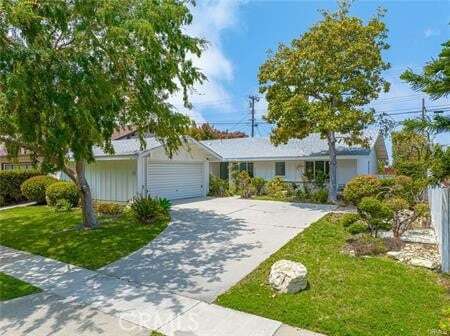 Building Photo - 27845 Hawthorne Blvd Rental