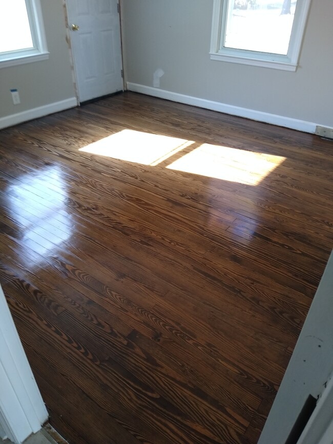 Photo - 1627 Browns Ave