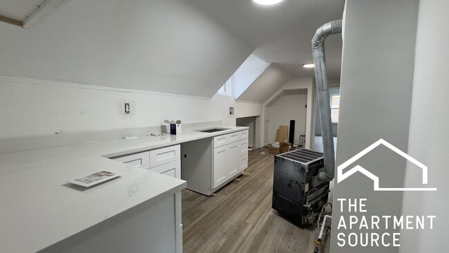 Photo - 1626 N Fairfield Ave Unit 3