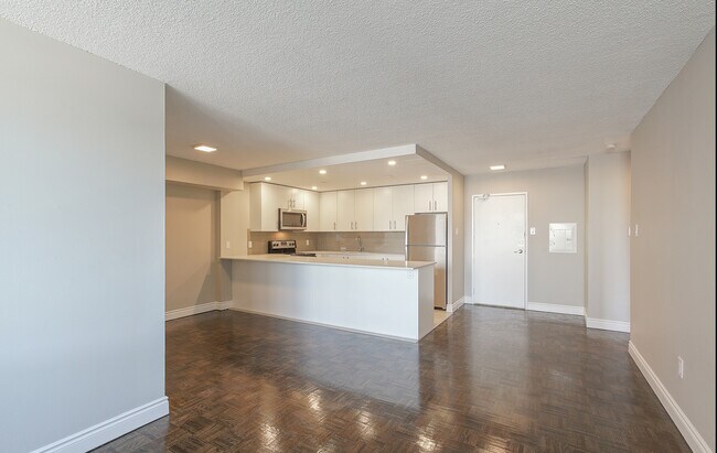 Photo - 25 San Romanoway