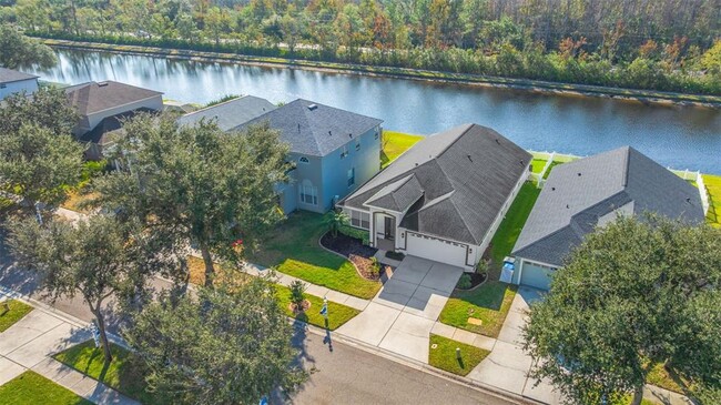 Photo - 19026 Fishermans Bend Dr