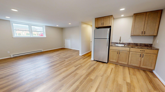 Building Photo - 105 Deerwood Rd Rental