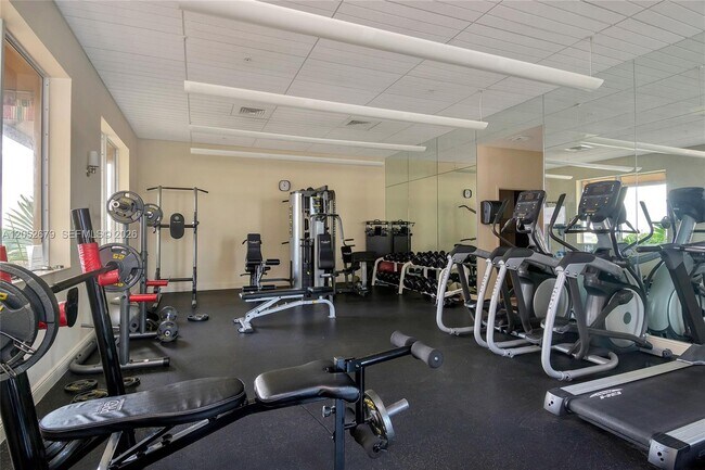 Photo - 3232 SW 22nd St Unit 17