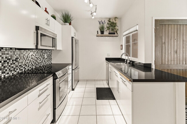 Photo - 11333 N 92nd St Unidad 1021