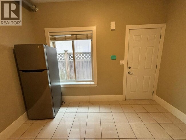 Photo - 8368 Ruskin Rd