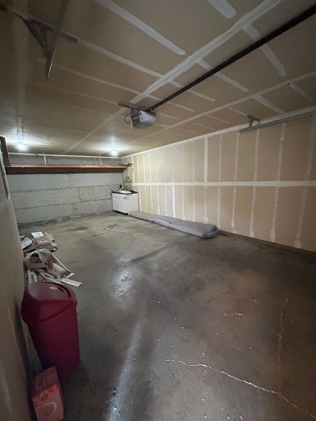 Photo - Fabulous 2 bed, 2 bath townhome with garage available for lease!