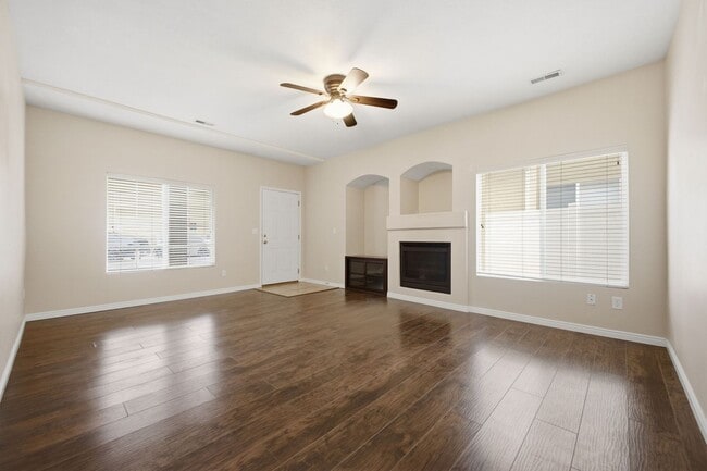 Photo - 1427 E 6175 S