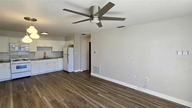 Photo - 4356 Tahitian Gardens Cir Unit C