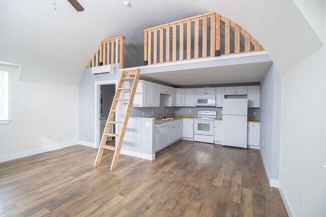 Photo - 1505 W Worley St