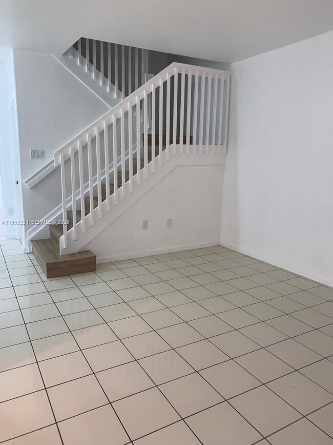 Photo - 1538 SE 24th Ct