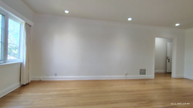 Photo - 10974 Strathmore Dr Unidad C