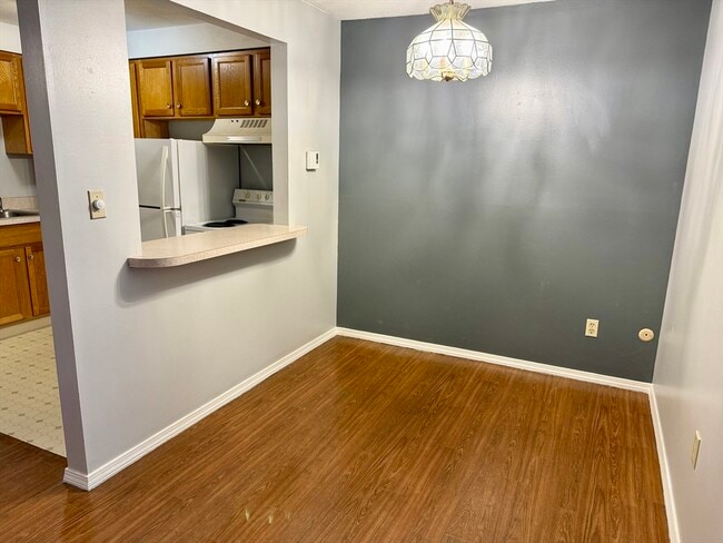 Photo - 180 Main St Unit F140
