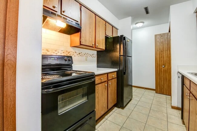 Photo - 203 W Parry St Unit 203-102