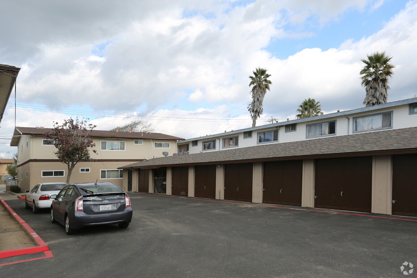 Photo - Alvin Apartments