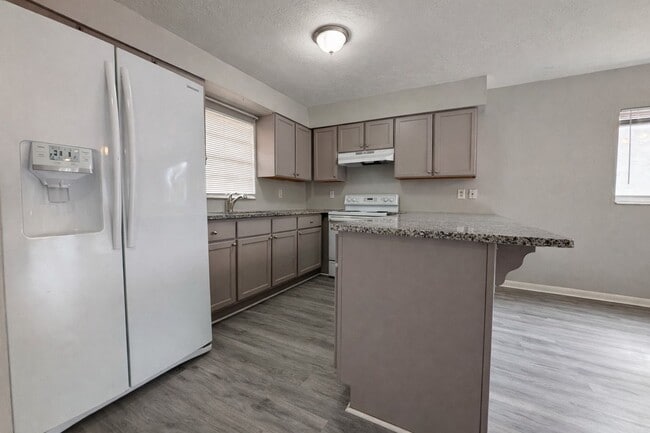 Photo - 1718/1720 SW Santa Barbara PL Unit 1720 SW Santa Barbara Pl