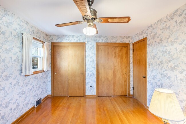 Photo - 3630 W 66th St