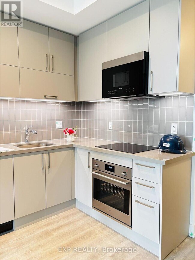 Photo - 38 Andre de Grasse St Unité 1208