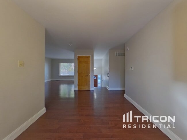 Photo - 3134 S Richfield St