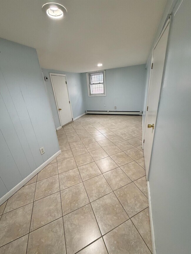 Photo - 9107 Columbia Ave