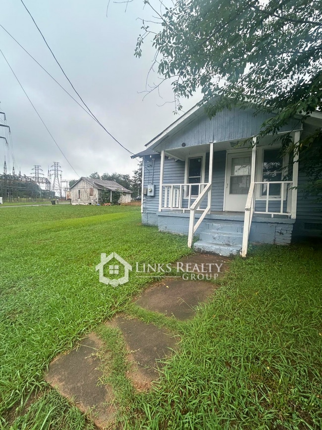 Photo - 614 Goldsboro Ave