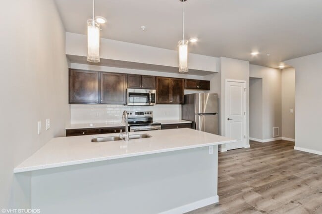 Photo - Big Ben Townhomes | Modern Living with Everyday Convenience