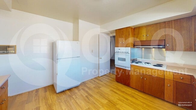 Photo - 1590 E Hampton St