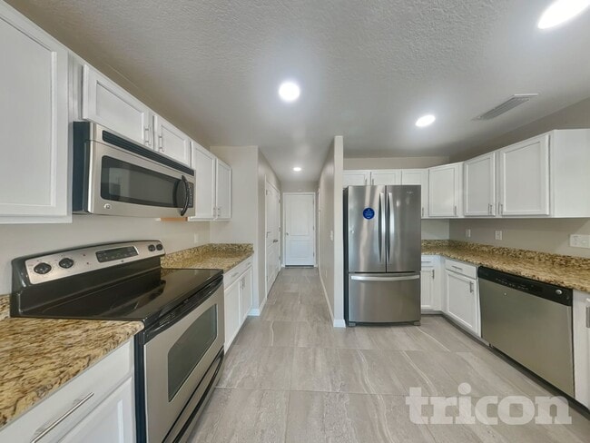Photo - 7302 Lumber Port Dr