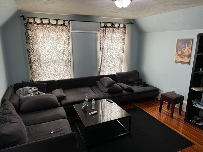 Photo - 49 Walnut St Unit 49 Walnut Street #3