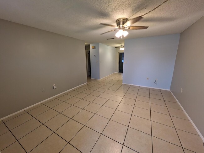 Photo - 757 Lunar Lake Cir