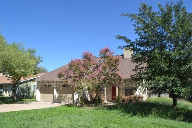 Photo - 4506 Adelphi Ln