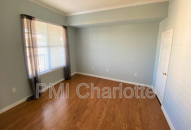 Photo - 405 W 7th St Unidad Apt 503