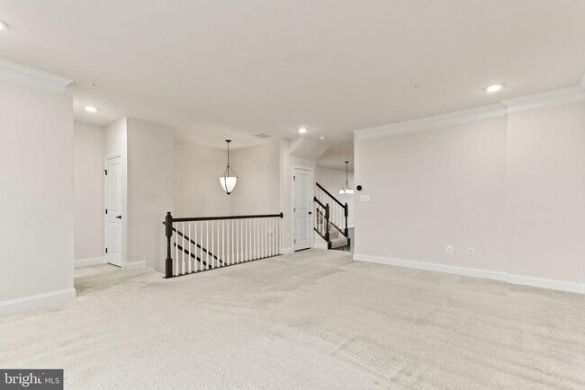 Photo - 10008 Beerse St Townhome