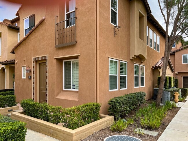 Photo - Outstanding Townhome in Aliso Viejo