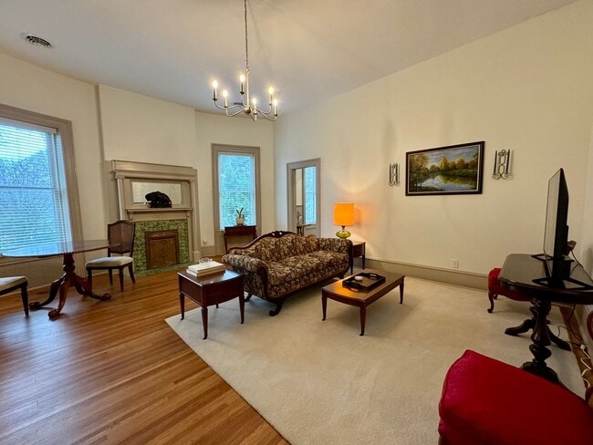 Building Photo - The Fitzgerald Unit Suite 3 Rental