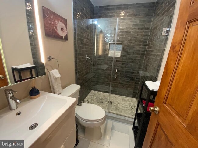 Photo - 1837 16th St NW