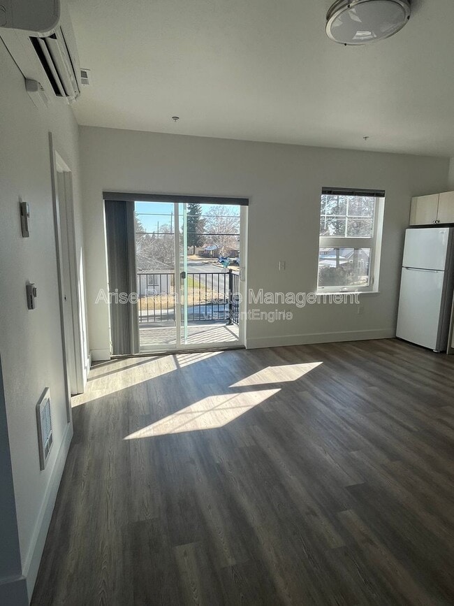 Photo - 1640 SW Juniper Ave