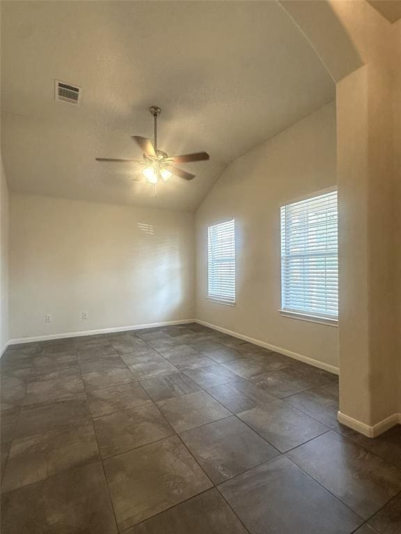 Photo - 722 Ranier Ln