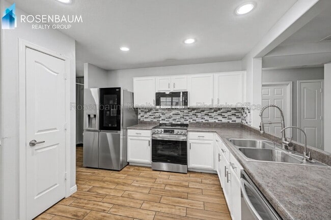 Photo - 45047 Bahia Dr