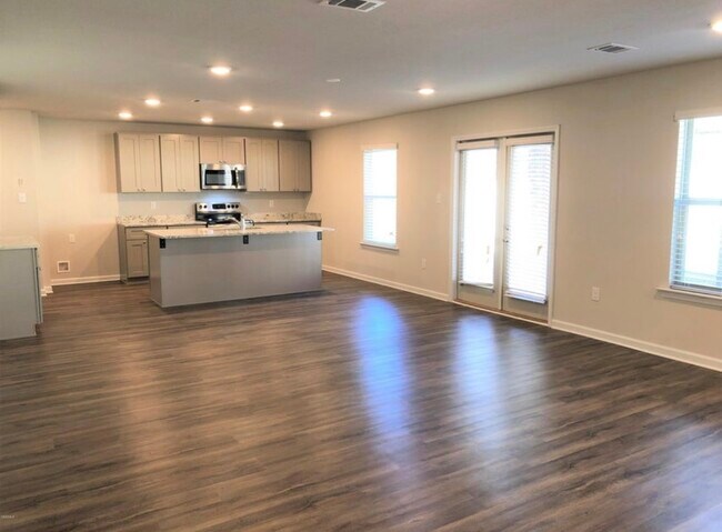 Photo - 9050 Bellewood Pl