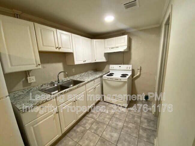 318 Auburn Dr Unit A