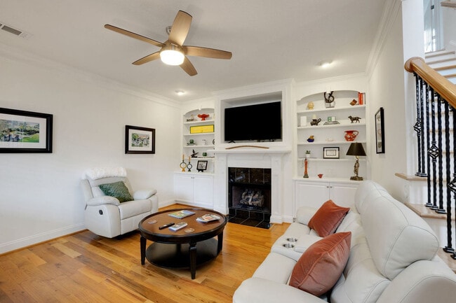 Photo - 1001 Bedford Dr Unit SI ID1591552P