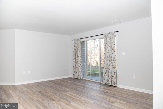 Photo - 104-103 Timberlake Terrace