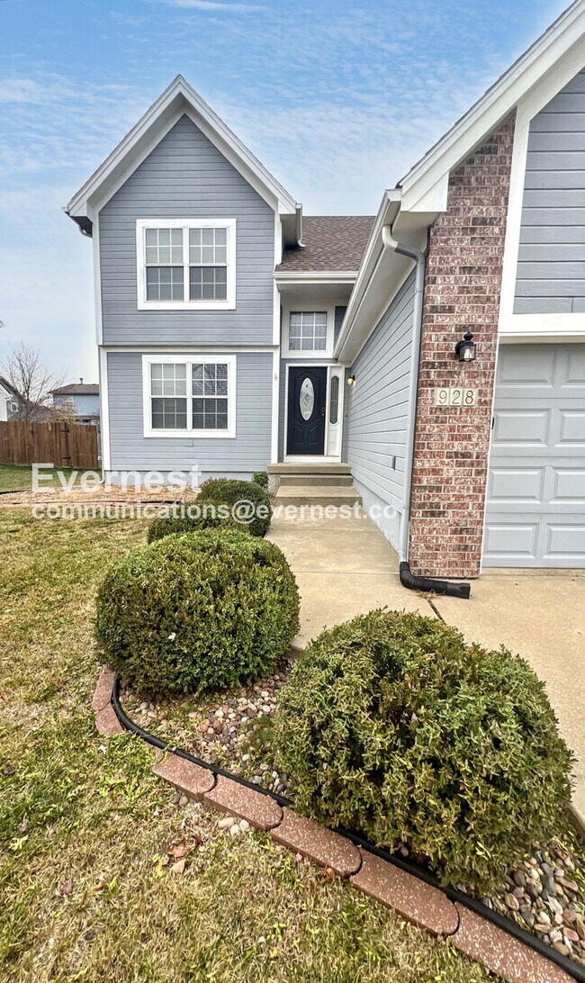 Photo - 928 SE 12 Terrace