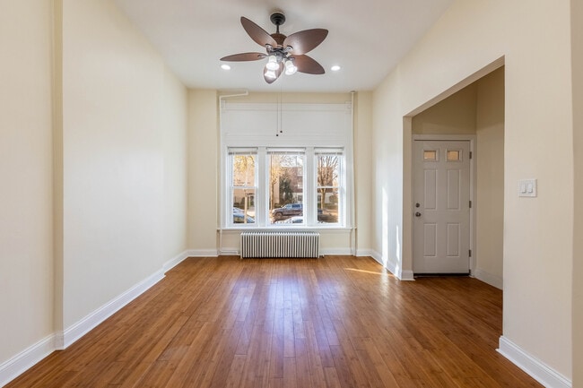 Photo - 4549 S Wabash Ave Unidad 1