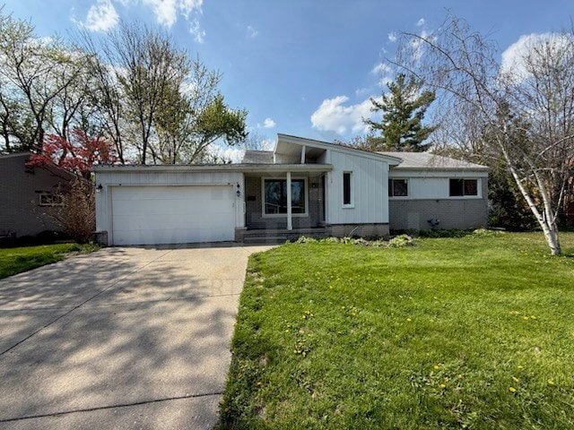 Building Photo - 23611 Bicking Ct