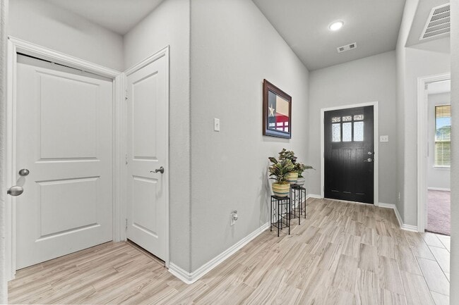 Photo - 3815 Wright's Landing Dr