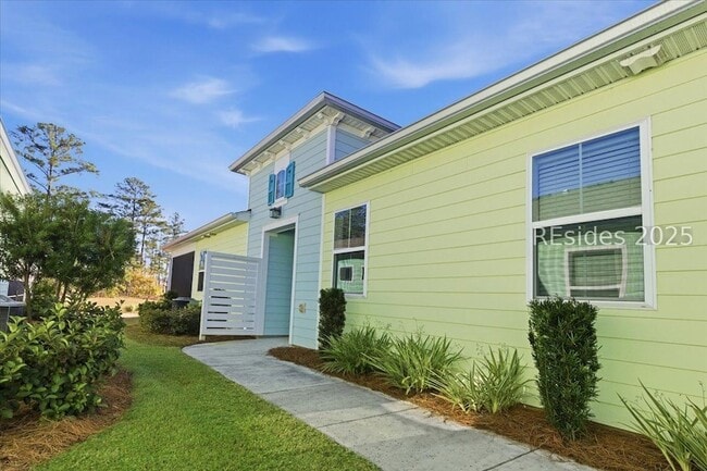 155 Weekend Ave